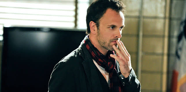18:30: Elementary | Sixx | 12/11 2025