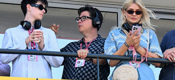 Holly Willoughby and Michael McIntyre in Grand Prix Entourage