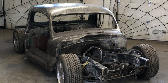 20:00: Rust Valley Restorers (S3 E11) (S3) | TV10 | 11/24 2025