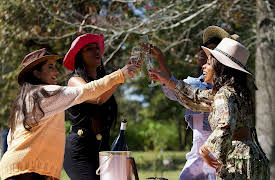 Belle Collective, Season 1: Sage and Champagne