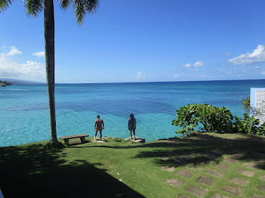 05:45: Caribbean Life (S4 E2) (S4) | Kanal 11 | 4/4 2026