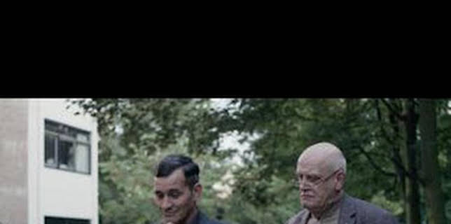 00:19: Profesor T. (T1): Ep.4 Doble vida | COSMO | 12/14 2025