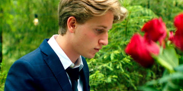 18:35: Noen lyver: Akkurat sånn var det | NRK Tegnspraak | 1/31 2026