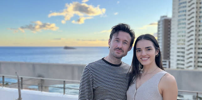 9:00 AM: Bargain-Loving Brits in the Sun (S14 E2) (S14) | 5 Star | 12/1 2025