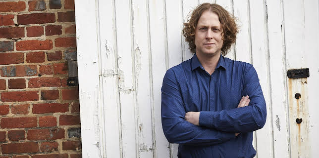 21:50: Incredible Engineering Blunders: Fixed (S1 E6) (S1) | Discovery Science | 11/25 2025