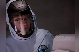 Intelligence Season 1: Size Matters