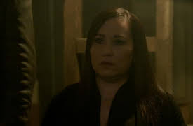 MacGyver, Season 1: Magnifying Glass