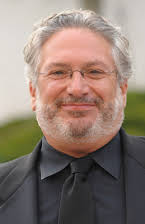 Harvey Fierstein como 