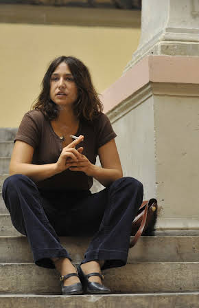 Izïa Higelin as 