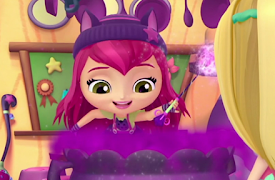 Little Charmers: Switcheroo / Garden Pests