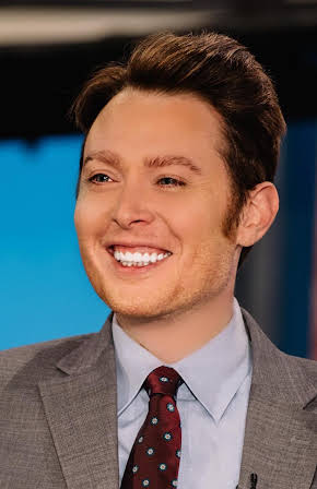 Clay Aiken as Llewelyn