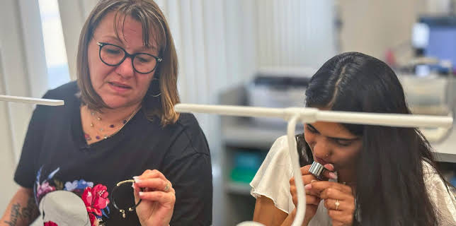 02:00: Die Nordreportage: Das schnelle Geld | 3SAT | 3/13 2026