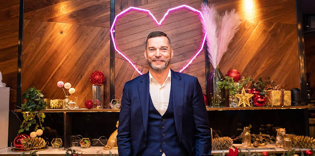 8:00 PM: First Dates at Christmas  | E4 | 12/22 2025