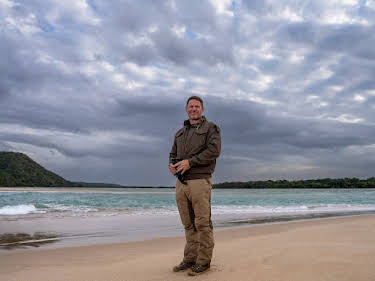 15:25: Flusspferden auf der Spur - mit Steve Backshall | Kabel Eins Doku | 9/11 2026
