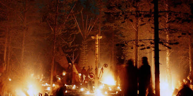 02:26: Die Aussteiger und der Guru - Gaialand (3/4) | Arte | 11/7 2025