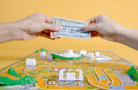 Money, Explained: Student Loans