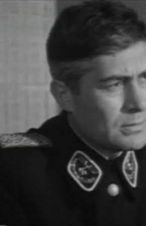 Boris Seidenberg as Prokuror