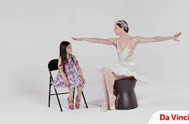 Kids Meet: Kids Meet a Ballerina