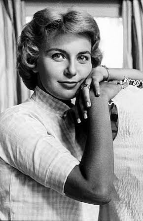 Joanne Woodward as 