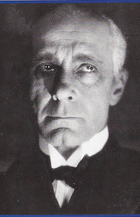 Alfred Abel as 