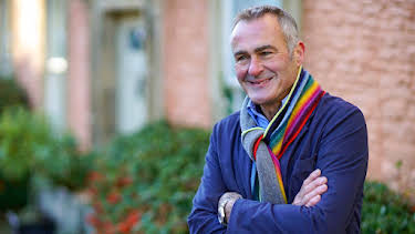 4:00 AM: Paul Martin's Antiques Showdown (S1 E75) (S1) | 5 Select | 1/8 2026