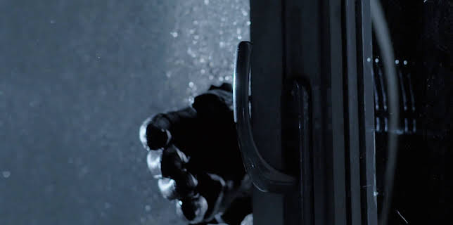 23:00: Home Alone (S1 E1) (S1) | Investigation Discovery | 12/1 2025