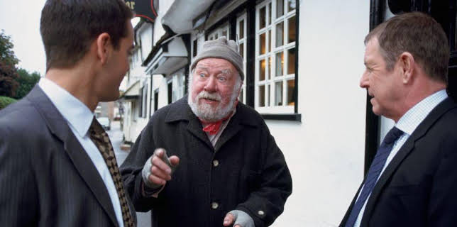 19:30: Mord og mysterier (S7 E5) (S7) | VOX | 12/26 2025