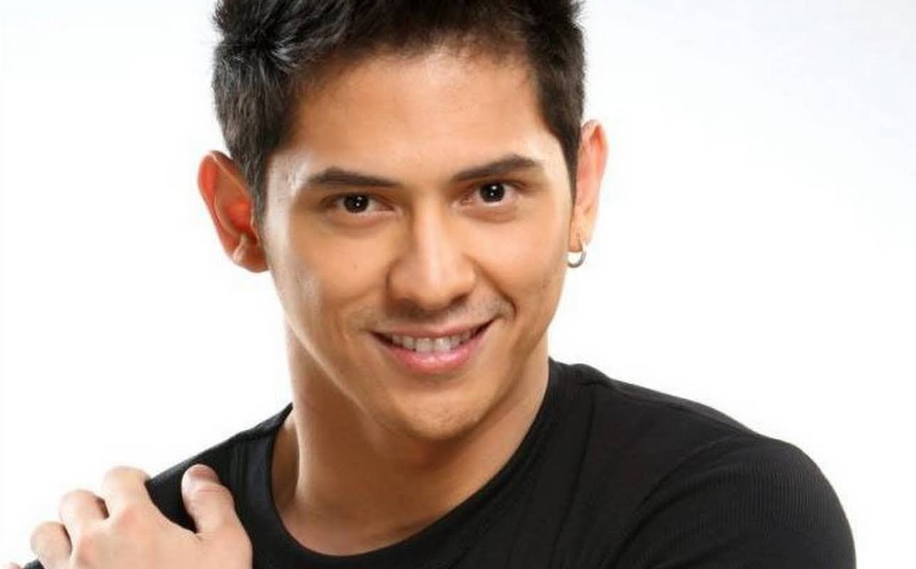 Ahron Villena