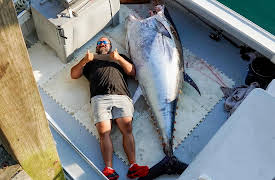 Harpoon Hunters, Season 1: Like Father, Like Son