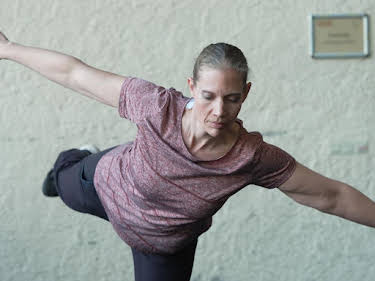 01:15: Glanz, Glamour, große Stars - über 80 Jahre Holiday On Ice | Sat1 | 12/13 2025