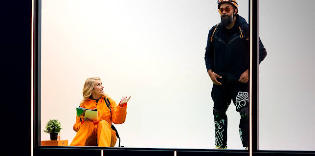 2:00 AM: Battle in the Box (S1 E5) (S1) | Dave | 2/12 2026