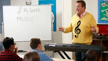 4:00 PM: Modern Family | E4 | 7/30 2026