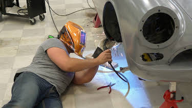 02:55: Overhaling (S8 E2) (S8) | MAX | 4/2 2026