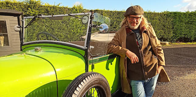 11:25 AM: Find It, Fix It, Flog It | More 4 | 12/23 2025