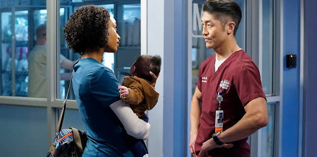 18:15: Chicago Med (S4 E21) (S4) | Viasat Series | 12/31 2025