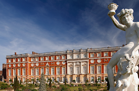 The Genius of Palaces, Season 1: Inventing a National Style