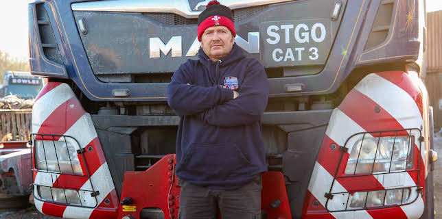 4:00 PM: Trucking Heavy (S3 E1) (S3) | Paramount | 3/2 2026