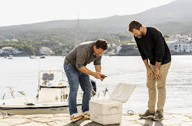 Jamie Oliver Cooks the Mediterranean: Inspirational Spanish Tapas