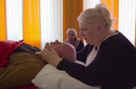 Surviving Death: Berättelser från andra sidan: Medier: Del 1