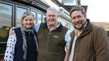 12:30: På skattejakt i Yorkshire: Oljefond | NRK 1 | 4/6 2026