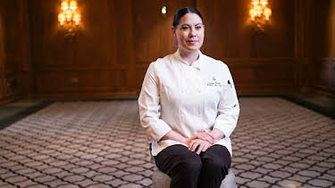 11:00 PM: Inside the Four Seasons Park Lane (S1 E2) (S1) | 5 Select | 4/7 2026