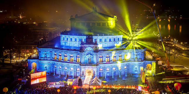 20:15: Semperopernball 2026 | 3SAT | 2/7 2026