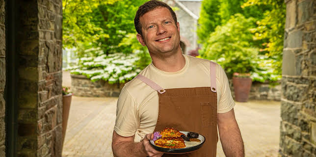 3:00 AM: Dermot O'Leary's Taste of Ireland (S1 E2) (S1) | ITV2 | 2/18 2026