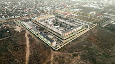 1:00 AM: Behind Bars: World's Toughest Prisons (S4 E4) (S4) | Paramount | 9/10 2026