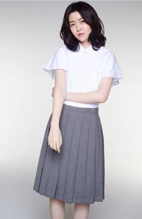 Eun-kyung Shim as 