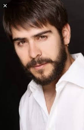 Carlos Hernan Romo as 