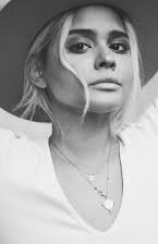 Marisela Zumbado como Smuggled Woman