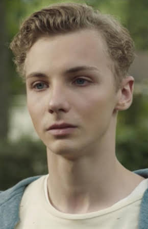 Jérémy Gillet as 