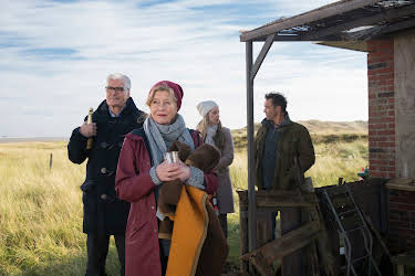 16:00: Dora Heldt: Wind aus West mit starken Böen | 3SAT | 9/19 2026