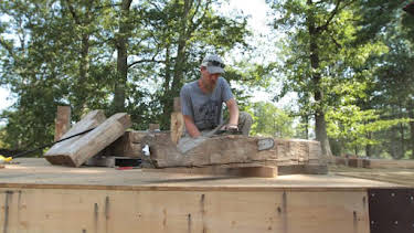 8:00 AM: Barnwood Builders (S4) | Discovery Channel | 7/14 2026